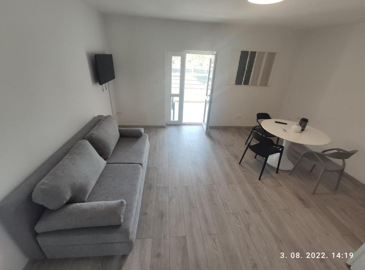 Aqua Apartments Omiš Εξωτερικό φωτογραφία